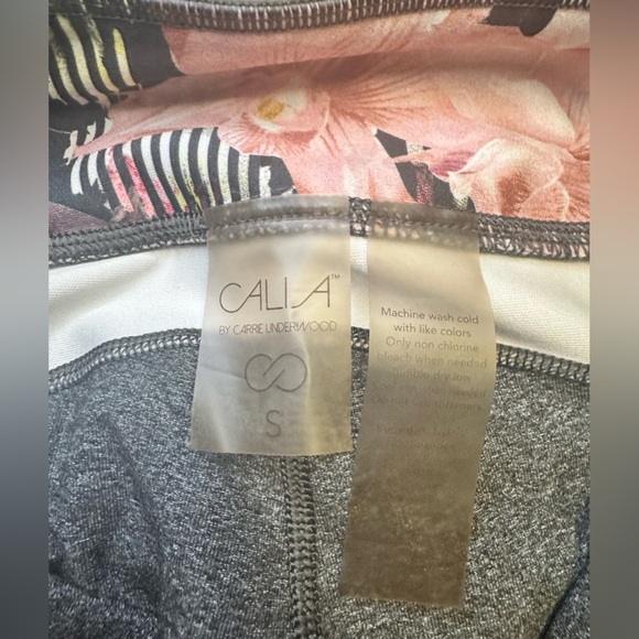 CALIA by Carrie Underwood High-Rise Leggings – Charcoal with Floral Print Size S - Picture 6 of 6